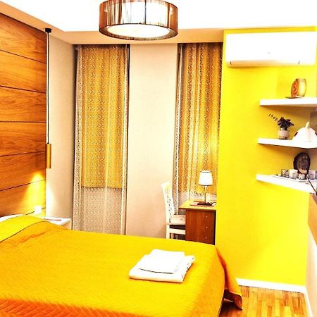 Central Comfy Apartment 티라나 외부 사진